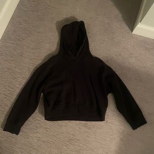 Black zara cropped hoodie